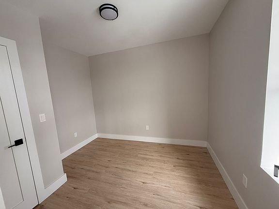 4th image of 330 50th St #53E