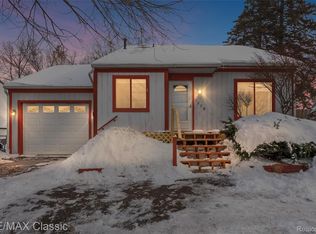 1279 S Cass Lake Rd, Waterford, MI 48328