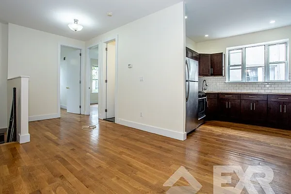 Rented by EXR | media 1