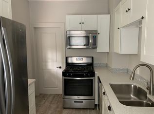 142 E Thirteen Mile Rd, Royal Oak, MI 48073