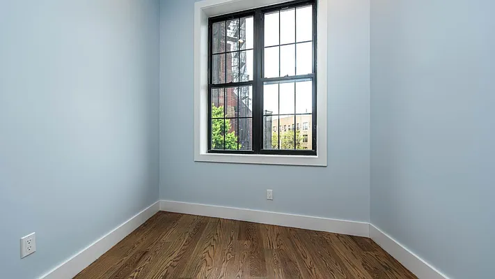 Rented by Nooklyn NYC LLC | media 51