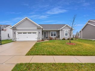 1705 Keybridge Way, Bloomington, IL 61704