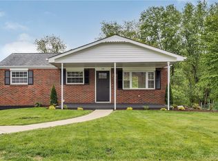 709 Providence Dr, Pittsburgh, PA 15239