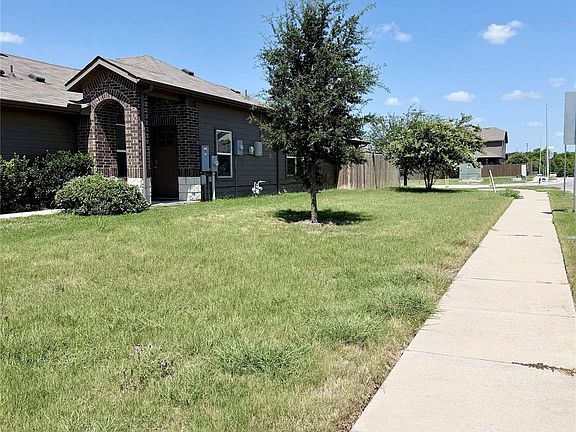 4th image of 13940 Heywood Dr