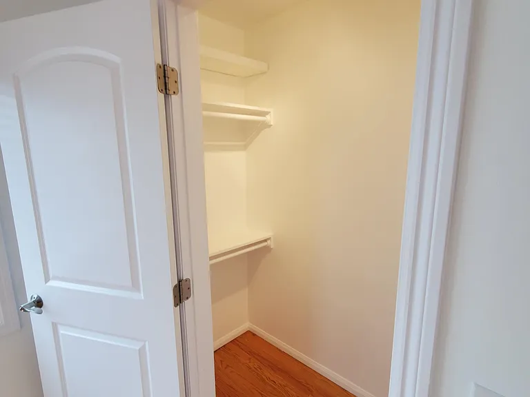 46 Thornton Ave #1/2 — Photo 14