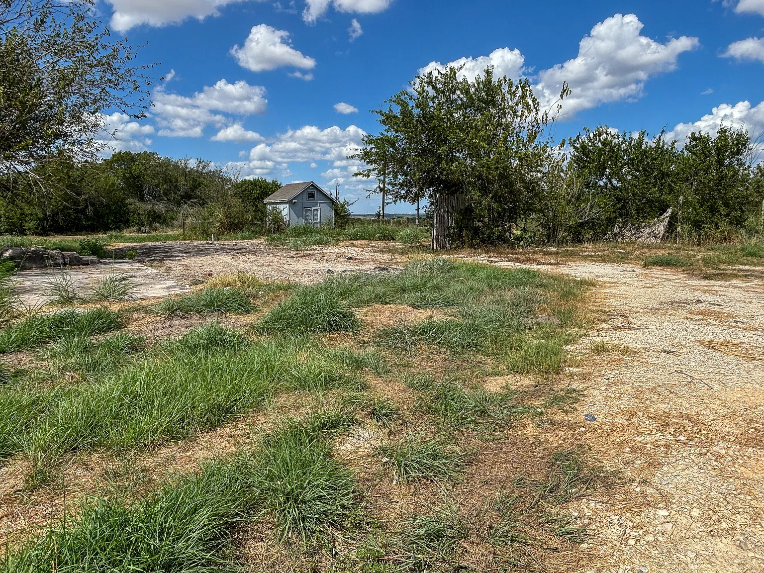 1529 Engel Road-2 - 1 — Photo 2