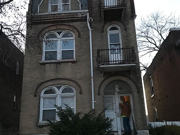3rd image of 4123 S Compton Ave #1