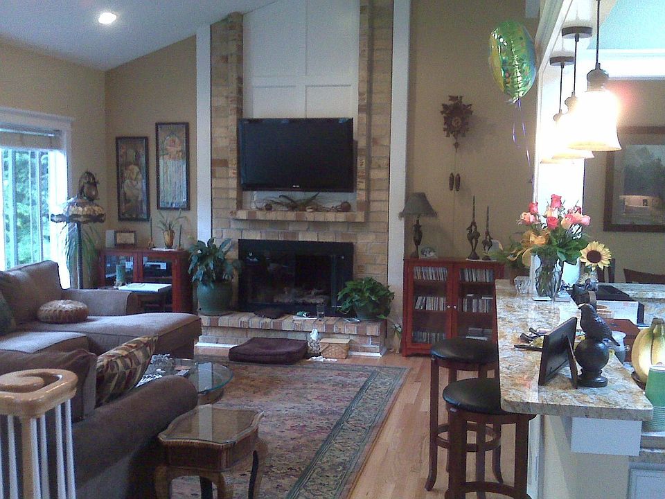 New oak hardwood floors 