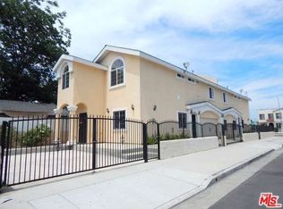 412 W 54th St, Los Angeles, CA 90037