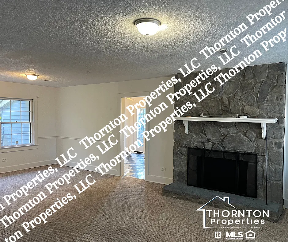 3 bed, 1447 sqft, $1,500 — Photo 3