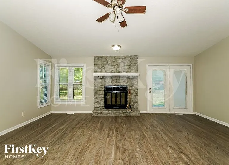 5238 Kathie Ct — Photo 2