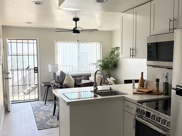 4541 Texas St #6 — Photo 8