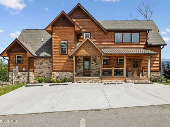 1736 Azalea Cir, Pigeon Forge, TN 37876