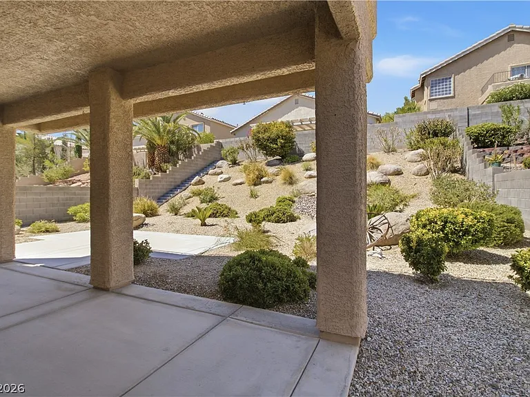 2137 Crestline Falls Pl — Photo 46