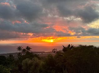 73-1414 Hamiha St, Kailua Kona, HI 96740