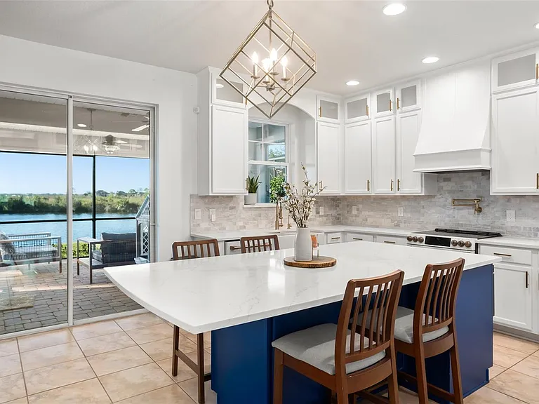 15514 Lake Burnett Shore Ct — Photo 11