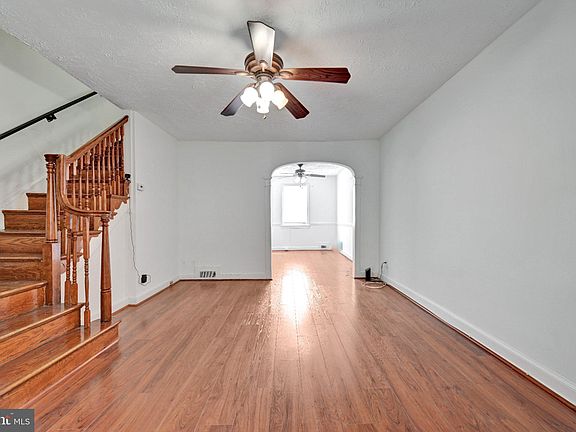 4th image of 4607 N Capitol St NE