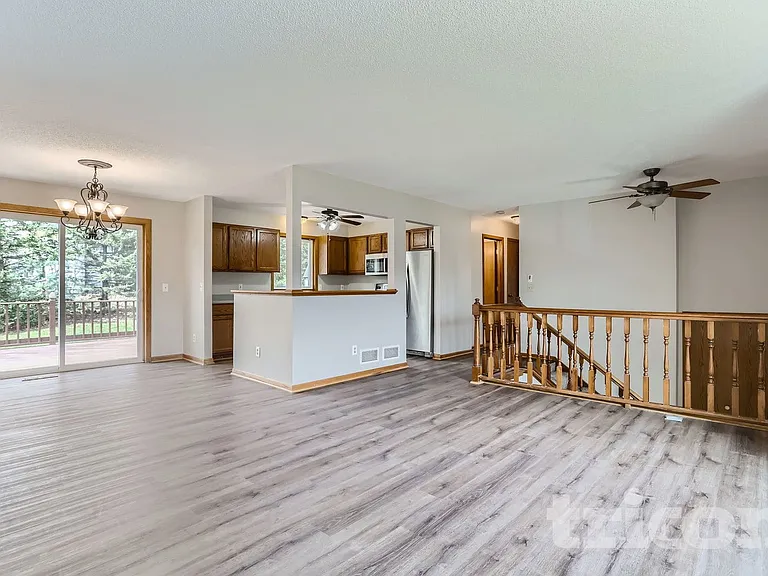 7920 Grinnell Way — Photo 3