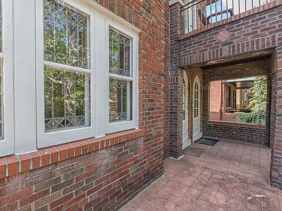 2nd image of 7304 Amherst Ave