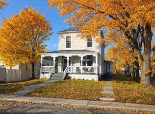 11 Elgin St E, North Glengarry, ON K0C1A0