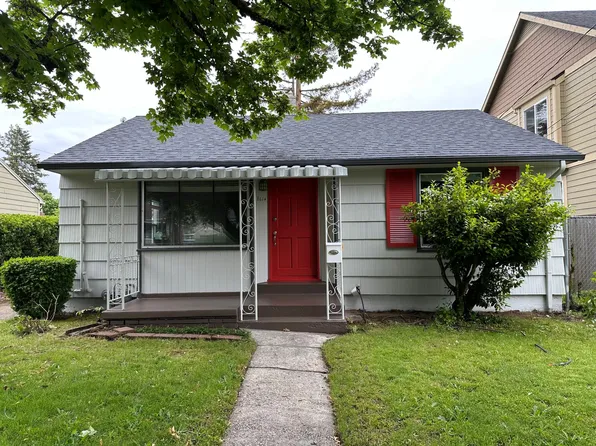 8614 NE Boehmer St, Portland, OR 97220