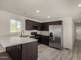 14250 W Rolina Ln, Tucson, AZ 85736