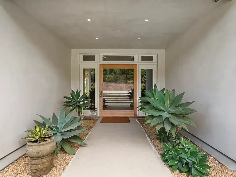 Step inside to experience a seamless blend of luxury and contemporary elegance.
