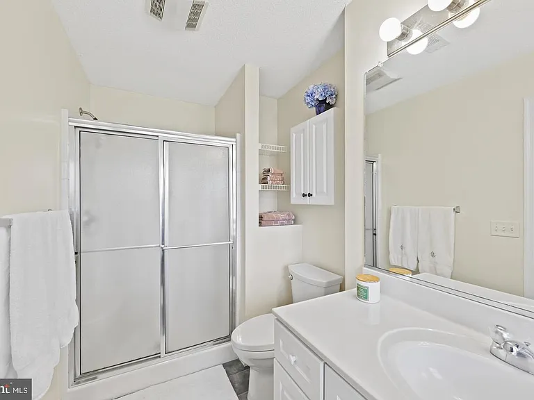 33718 Chatham Way — Photo 29
