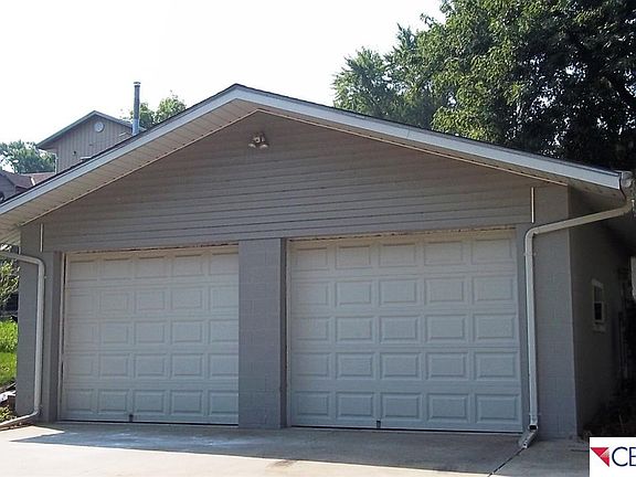 4th image of 1410 Avenue A