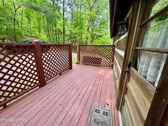 5th image of 2340 Avon Cir