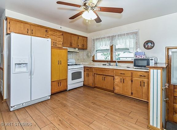 3rd image of 45 E Glengate Ave