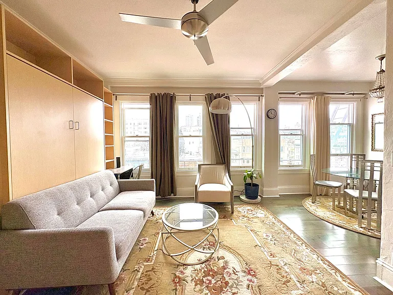 2415 Van Ness Ave #502 — Photo 7