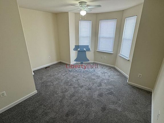 3rd image of 5608 Walton Ave