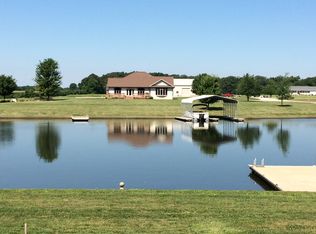 5417 N Lakeside Rd, Olney, IL 62450