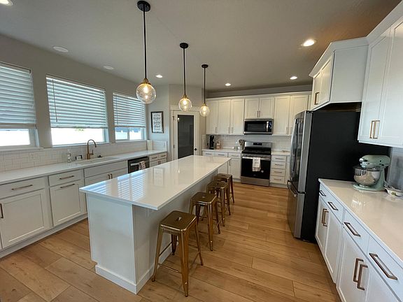 Kitchen, quartz counter, island.