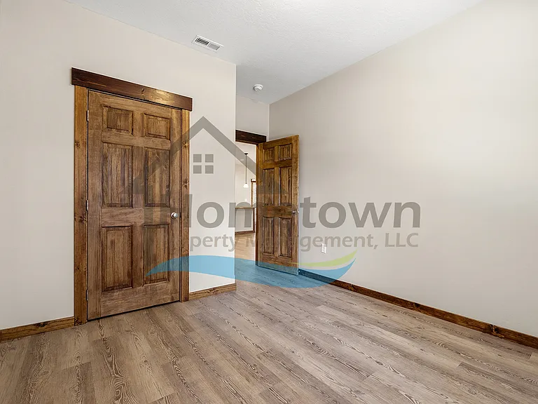 461 Shadow Green Rd — Photo 11