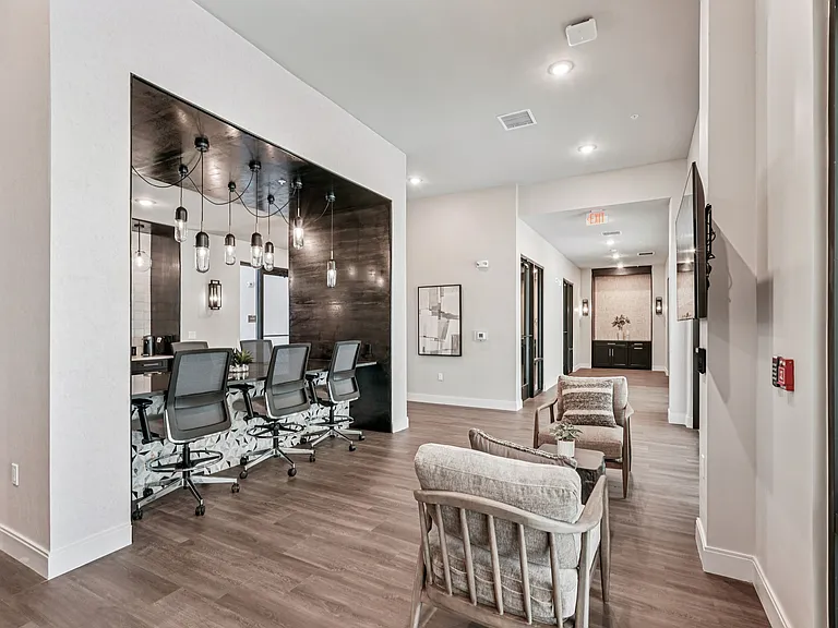 The Stadler Luxury Apartments — Photo 48