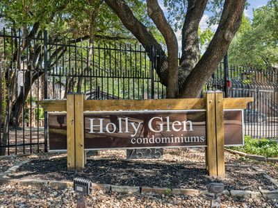 7525 Holly Hill Dr APT 17, Dallas, TX, 75231