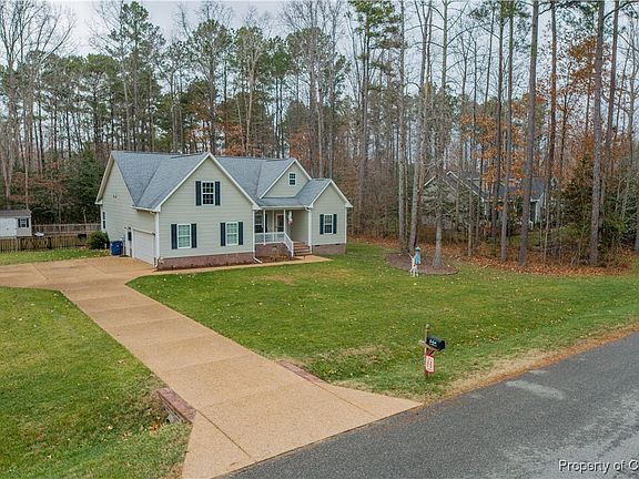 2nd image of 8392 Thomas Jefferson Way