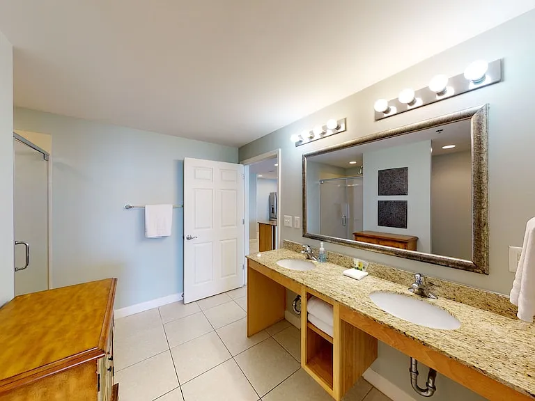 17729 Front Beach Rd #1902E — Photo 7