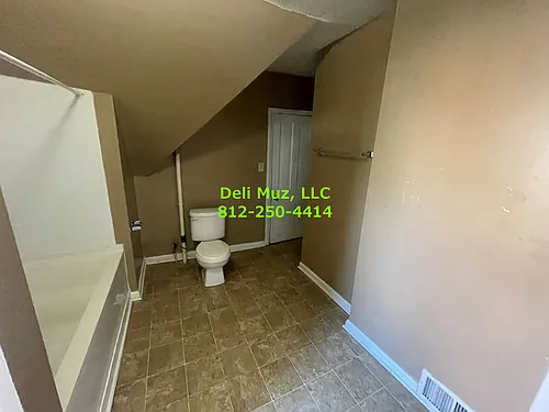 218 E Michigan St #B Photo 1