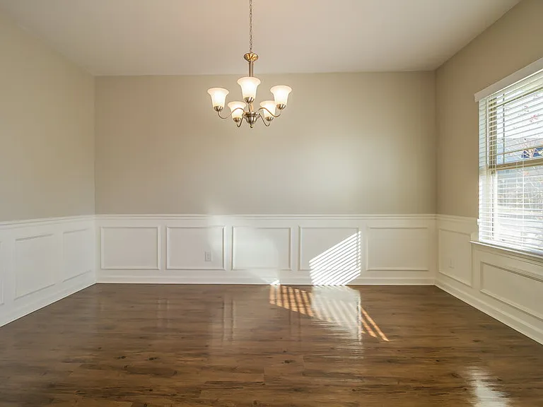 8005 Lakota Ct — Photo 5