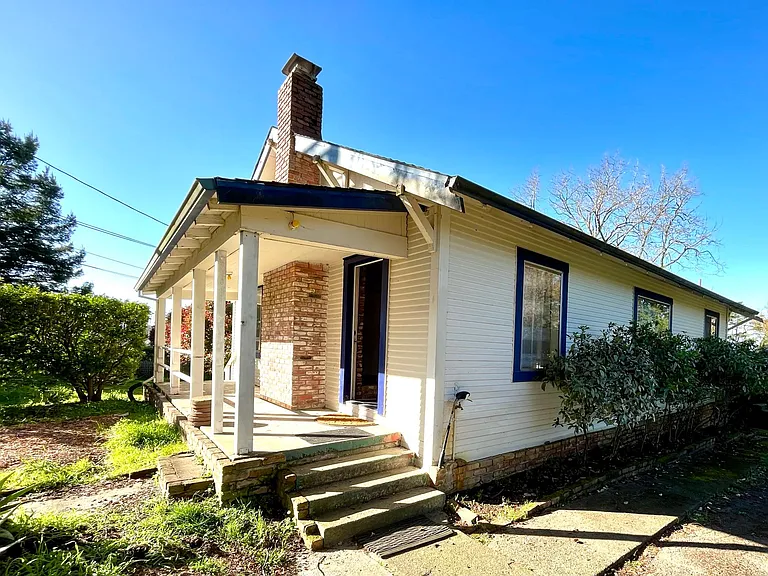 6030 Blank Rd — Photo 2