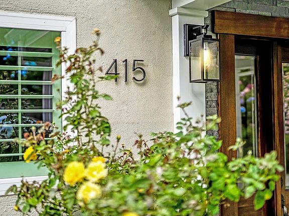 3rd image of 415 Monterey Dr