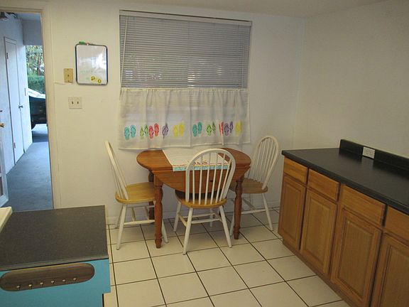 5th image of 209 SE 6th St APT 6