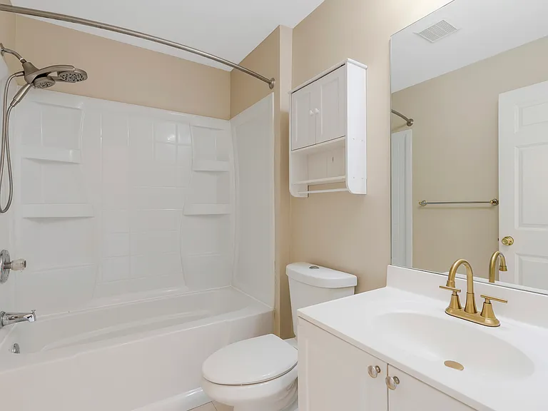 1636 King Ct — Photo 13