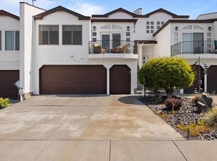 1932 Fairway Dr, Richland, WA 99352