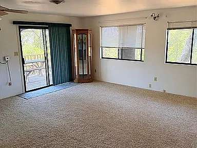 3 bed, 3.5 bath, 2538 sqft, $2,050 — Photo 4