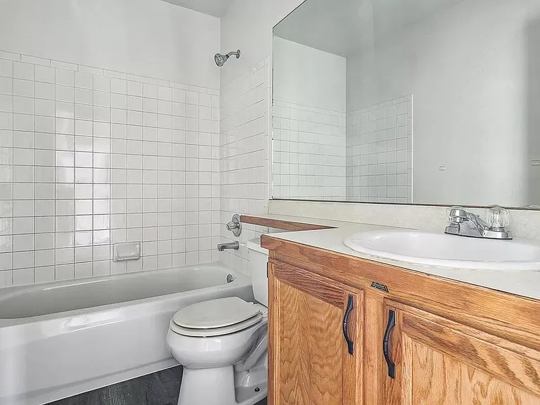 6945 Ashley Dr — Photo 6