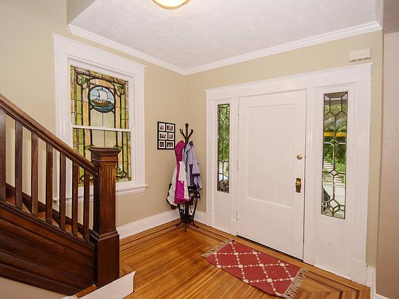 5th image of 3149 Willis Ave